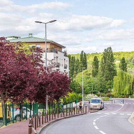 Chic Apart With Parking Apartment Mantes-la-Jolie Exterior photo